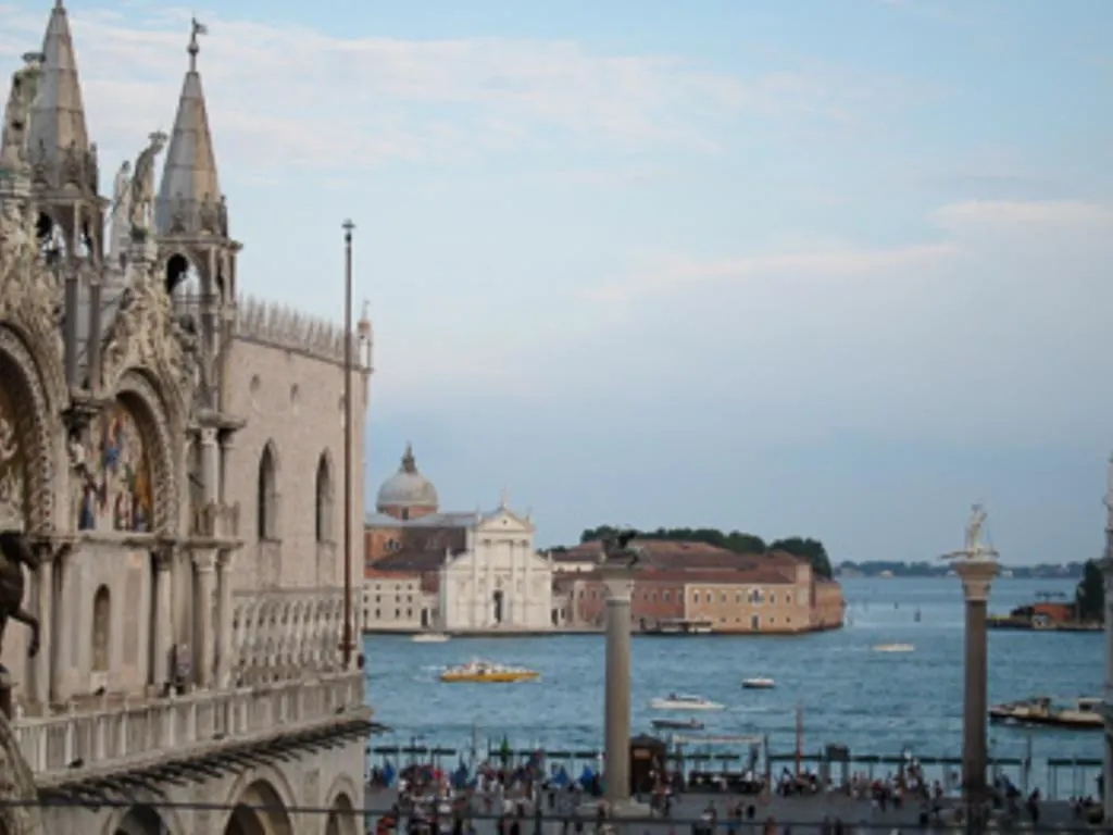 Апарт-отель San Marco Luxury - Canaletto Suites Венеция