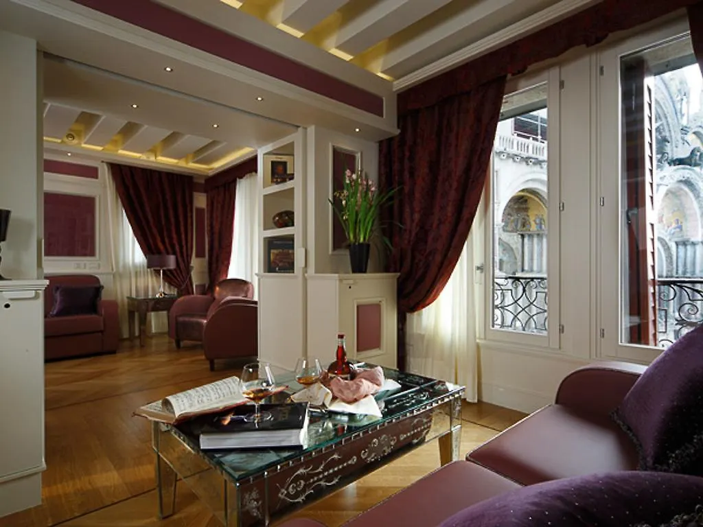 San Marco Luxury - Canaletto Suites Венеция 3*,